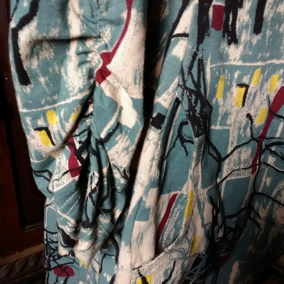 Effie's Heart Shirt w/pockets Size Small Woman. - Picture 4 of 8